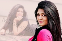 মৌসুমীর বৃহস্পতি এখন তুঙ্গে