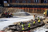 ভবন নির্মানের সময় ২৫০ বছর আগের জাহাজের সন্ধান