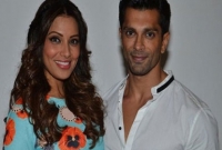 বিপাশা-করণের বিয়েতে খলনায়ক করণের স্ত্রী!