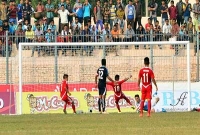 অভূত কাণ্ড, ড্র করেও খুশি দুই দল