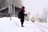 মাত্র একজন শিক্ষার্থীর জন্য একটি রেলওয়ে স্টেশন!