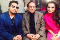 হঠাৎ দিল্লিতে মিকার কনসার্টে গুলাম অালি