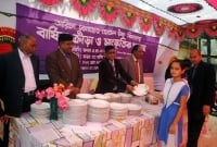 আরিচা বেলায়েত হোসেন উচ্চ বিদ্যালয়ের বার্ষিক পুরস্কার বিতরণ 