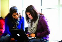 যে পরামর্শ এড়ালে কম্পিউটার ব্যবহারকারীদের বড় বিপদ ডেকে আনতে পারে