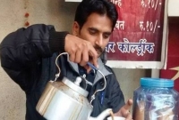 চা-বিক্রি করে সিএ পাস করলেন যুবক