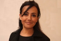 ফেসবুকে পরিচয়, সাড়ে তিন হাজার মাইল উড়ে গিয়ে বিয়ে করলেন গায়িকা!