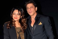 বউয়ের সঙ্গে লুকিয়ে প্রেম করলেন শাহরুখ!