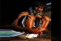 লাখ লাখ টাকা ঋণ দেন কোটিপতি এক ভিক্ষুক!