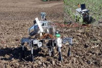 এবার চাষাবাদের কাজটিও সারবে রোবট!