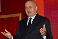 নিজেকে হিন্দু বলে পরিচয় দিতে ভয় করে : অনুপম খের