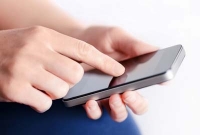 টাচ করতে হবে না, ইঙ্গিতেই কথা শুনবে মোবাইল!