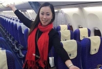 বিমানে বিশ্বের সবচেয়ে সৌভাগ্যবান এক তরুণী  