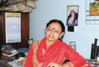 এক রিভলভার রানীর গল্প! এক রিভলভার রানীর গল্প!