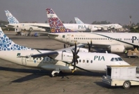 কর্মীদের ধর্মঘটে বাতিল সমস্ত ফ্লাইট