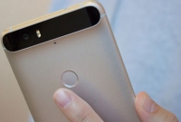 কথা বলা অবস্থায় মোবাইল বিস্ফোরণ, গুরতর আহত এক বালক