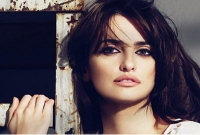 বিশ্বখ্যাত অভিনেত্রীর নেই ফেসবুক, কিন্তু কেন?