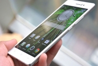 স্মার্টফোন এবার ৫০০ টাকারও কম দামে!