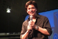 আমি অযোগ্য : শাহরুখ খান