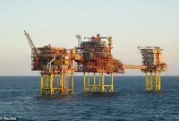 দুটি কারণে সৌদি আরব তেল উৎপাদন কমাবে না