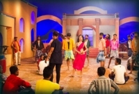 ‘আমি সুন্দরী নারী’ ইউটিউবে সাড়া ফেলেছে