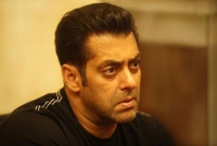 ফোন করে সালমান খানকে হত্যার হুমকি!