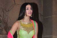 নিজ দলের ক্রিকেটারদের চাঙ্গা রাখতে মাঠে সানি লিওন!