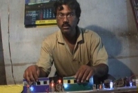 রেল দুর্ঘটনা নিয়ন্ত্রণে বিস্ময়কর আবিষ্কার এক যুবকের