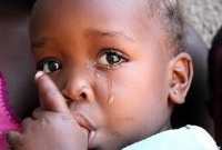 মৃত মায়ের সাথে তিন বছরের শিশুর বসবাস