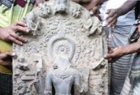  ২ কোটি টাকা মূল্যর কষ্টি পাথরের মুর্তি উদ্ধার