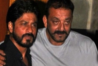 সঞ্জয়ের বাড়িতে মধ্যরাত থেকে ভোর পর্যন্ত শাহরুখ, কিন্তু কেন?