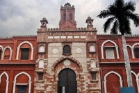 মুসলিম বিশ্ববিদ্যালয়ে হস্তক্ষেপ, ক্ষোভে উত্তাল সংসদ