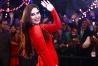 এই বৈশাখে ঢাকায় ঝড় তুলবেন কারিনা!