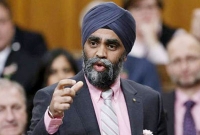 প্রতিরক্ষামন্ত্রী এখন বার্গার মন্ত্রী!