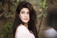 প্রিয়াঙ্কার পর এবার জ্যাকুলিনের চমক