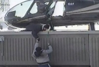 হেলিকপ্টারে করে জেল পালিয়েছে দুই কয়েদি!