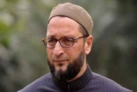 অনলবর্ষী ওয়াইসির জিভ কাটার ঘোষণা বিজেপির, পুরস্কার ১ কোটি টাকা অনলবর্ষী ওয়াইসির জিভ কাটার ঘোষণা বিজেপির, পুরস্কার ১ কোটি টাকা