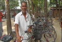  রজব আলীর সাইকেলের হাট