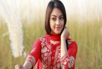 গ্রেফতার এড়াতে কি করবেন অভিনেত্রী ঈশানা?