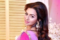 আমাকে টেক্কা দেবে, বাংলাদেশে এমন নায়িকা নেই : ফারিয়া