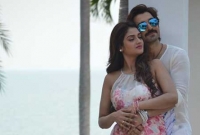 জিৎ-নুসরাতের অনবদ্য রোমাঞ্চ