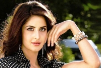 সালমান খানের বাড়ির কাছে যে কারণে বাসা খুঁজেছন ক্যাটরিনা