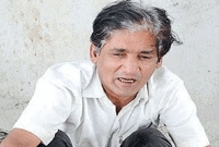 সাঁতরে পার হলেই কড়কড়ে ৫০০ টাকা!