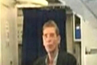 সাবেক স্ত্রীকে দেখতে প্রেমের চিঠি উড়িয়ে বিমান ছিনতাই করেন সেই অধ্যাপক