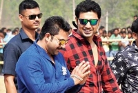 ‘ফাটিয়ে দিচ্ছিস’, সোহমকে এ কথা কেন বললেন দেব?