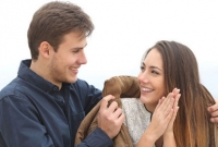 সুখবর, স্ত্রীকে চমকে দেয়ার বিশেষ কৌশল এখন আপনার হাতে!