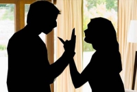 মাসের পর মাস গোসল করেন না স্বামী, তাই থানায় স্ত্রীর অভিযোগ!