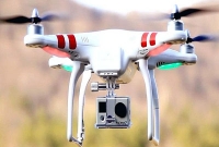 অবাক কাণ্ড, উড়তে উড়তে সেলফি এবার ড্রোনে!