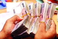 ৬৫ জনের ঘুষের টাকা ফেরত দিলেন সেই কর্মকর্তা