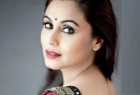 রানীর মেয়ের মুখে ভাত, যাবেন নাকি?