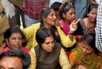 নারীদের মন্দিরে ঢুকতে বাধা দিলে ছয় মাসের জেল